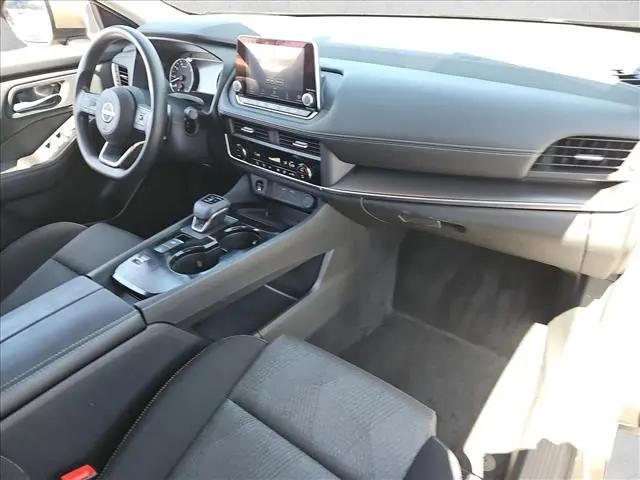 2024 Nissan Rogue SV FWD