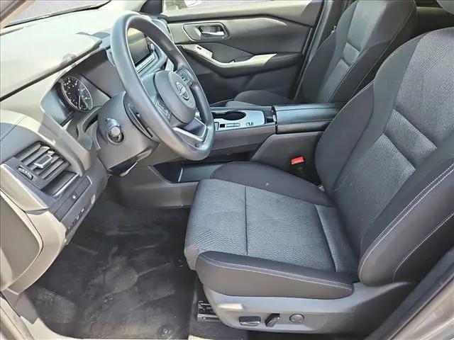 2024 Nissan Rogue SV FWD