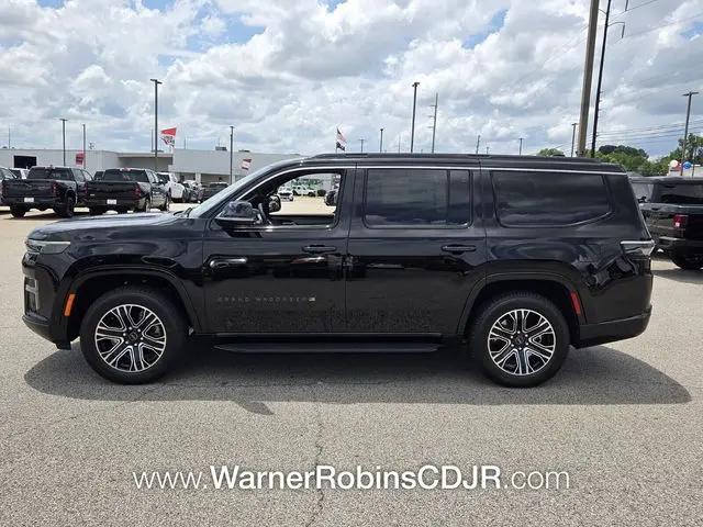 2026 Jeep Grand Wagoneer 4x2