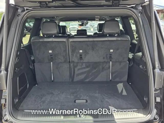 2026 Jeep Grand Wagoneer 4x2