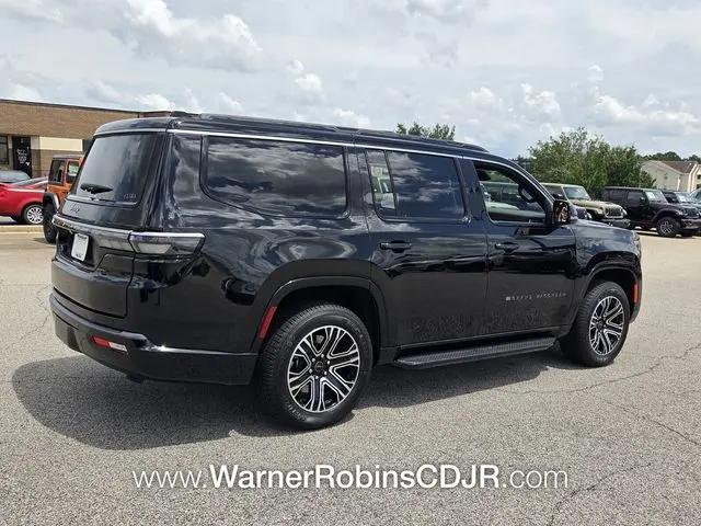 2026 Jeep Grand Wagoneer 4x2