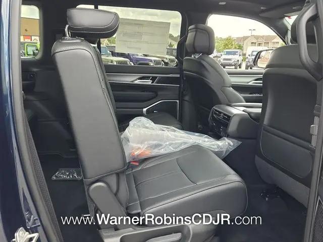 2026 Jeep Grand Wagoneer Upland 4x4