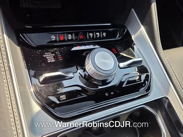 2026 Jeep Grand Wagoneer Upland