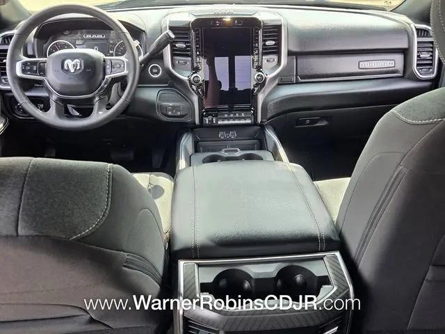 2026 Ram 3500 Big Horn Crew Cab 4x4 8' Box
