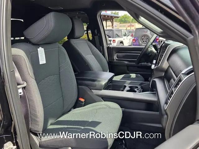 2026 Ram 3500 Big Horn Crew Cab 4x4 8' Box
