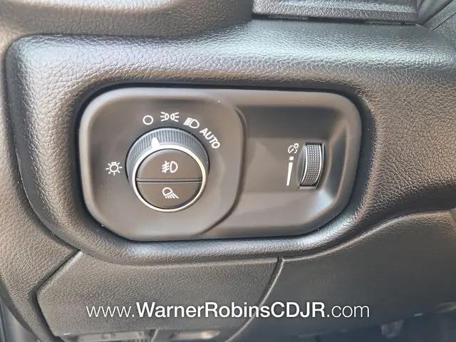 2026 Ram 3500 Big Horn Crew Cab 4x4 8' Box