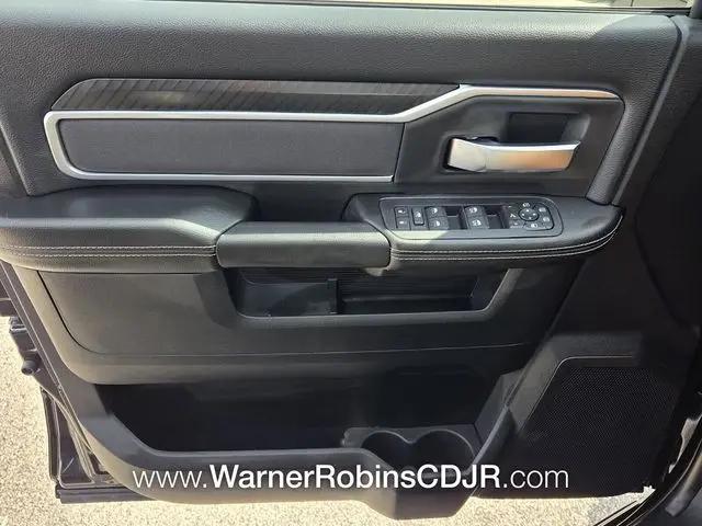 2026 Ram 3500 Big Horn Crew Cab 4x4 8' Box