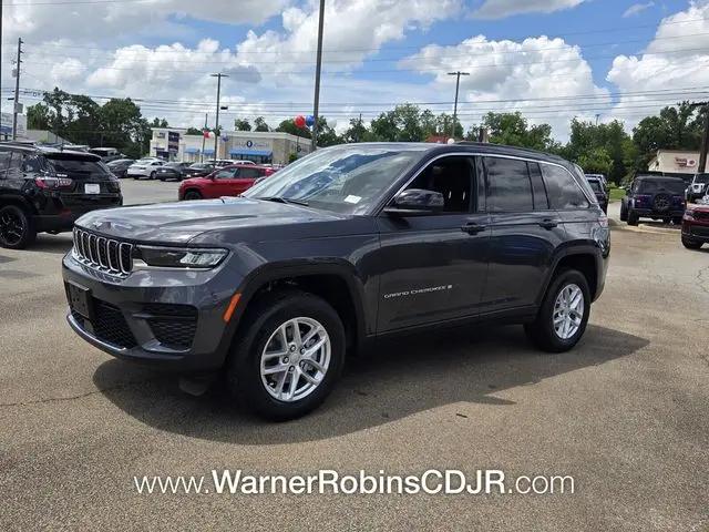 2026 Jeep Grand Cherokee Altitude 4x2