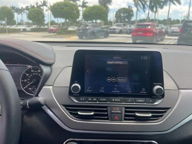 2025 Nissan Altima SR FWD