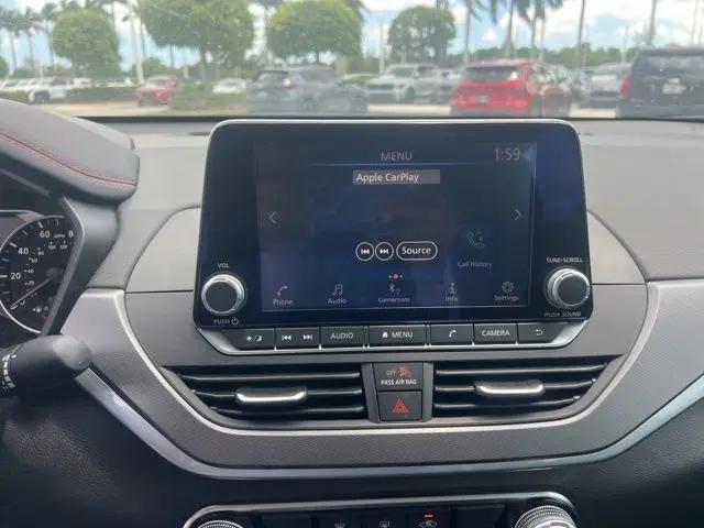 2025 Nissan Altima SR FWD