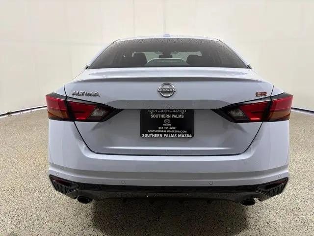 2025 Nissan Altima SR FWD