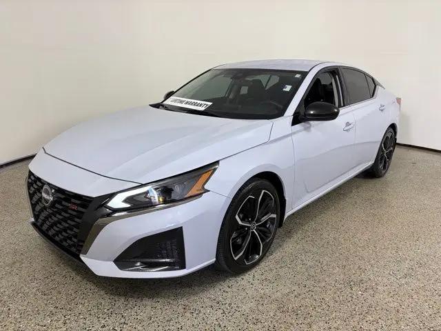 2025 Nissan Altima SR FWD