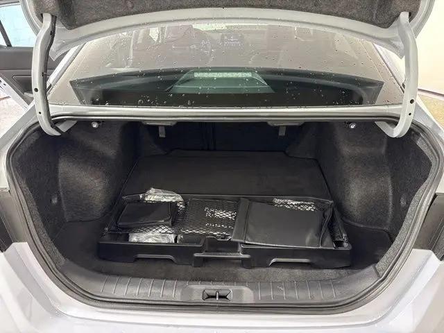2025 Nissan Altima SR FWD