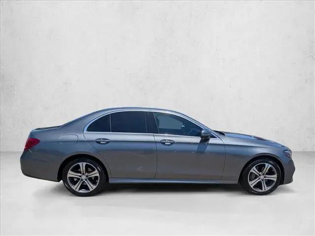 2017 Mercedes-Benz E-CLASS E 300 E 300