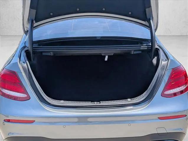 2017 Mercedes-Benz E-CLASS E 300 E 300