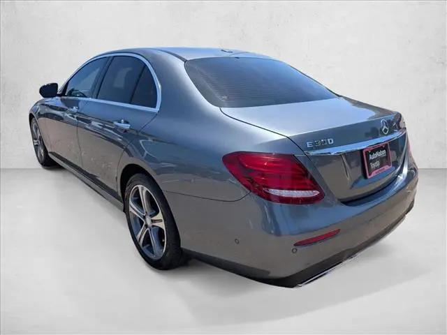 2017 Mercedes-Benz E-CLASS E 300 E 300