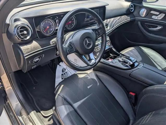 2017 Mercedes-Benz E-CLASS E 300 E 300
