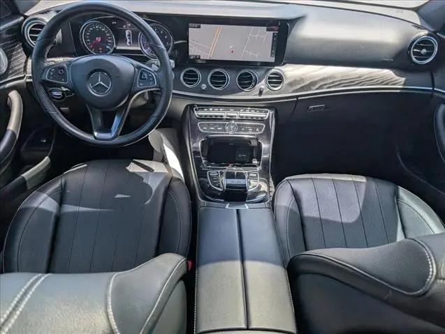 2017 Mercedes-Benz E-CLASS E 300 E 300