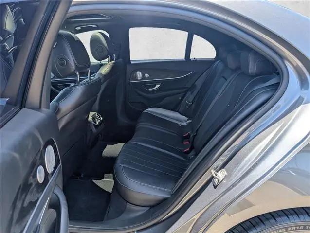2017 Mercedes-Benz E-CLASS E 300 E 300