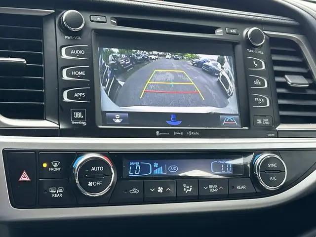 2019 Toyota Highlander Limited Platinum