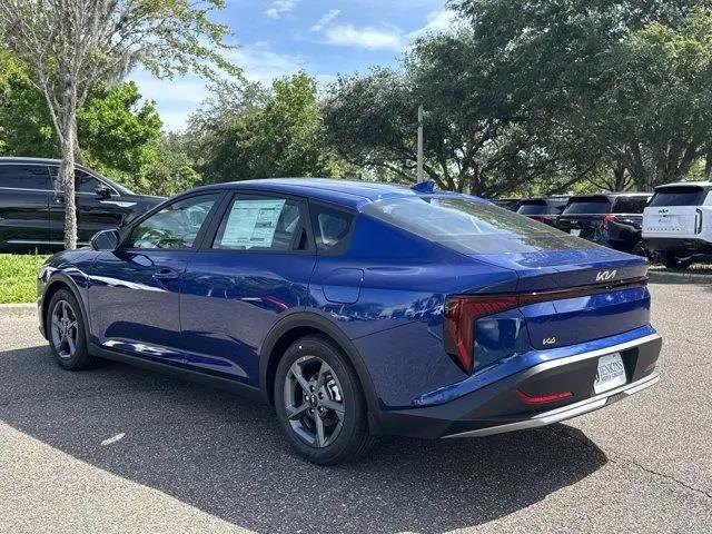 2026 Kia K4 LXS