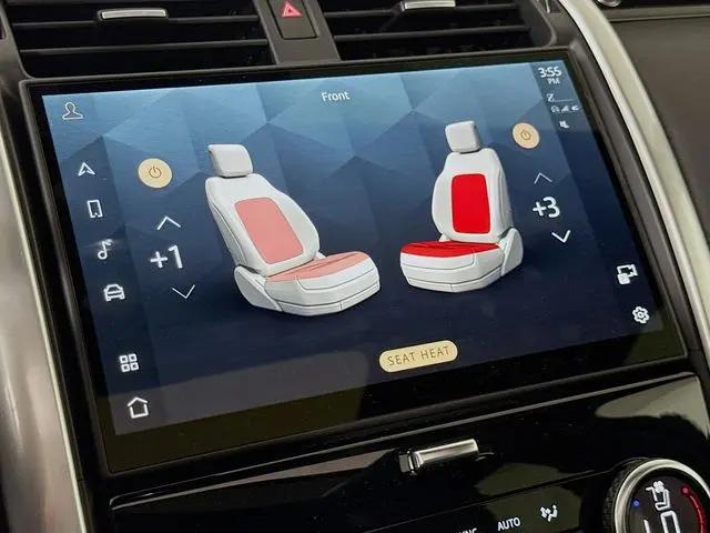 2025 Land Rover Discovery P300 S