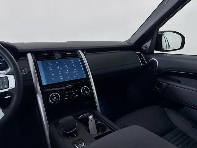 2025 Land Rover Discovery P300 S