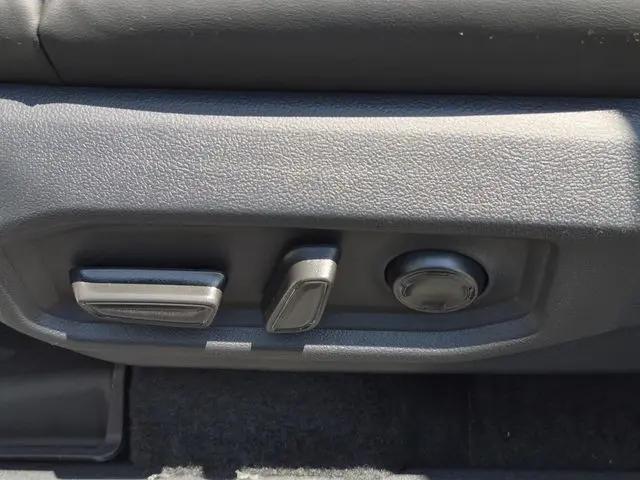 2026 Toyota Tundra Platinum CrewMax 5.5' Bed