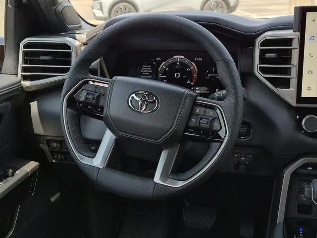 2026 Toyota Tundra Platinum CrewMax 5.5' Bed