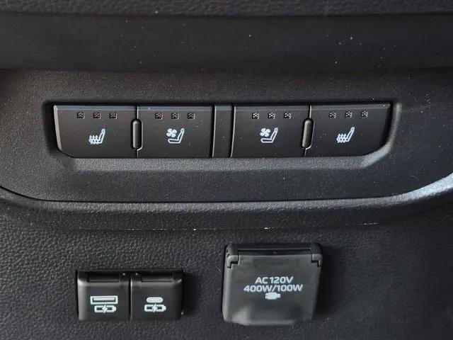 2026 Toyota Tundra Platinum CrewMax 5.5' Bed
