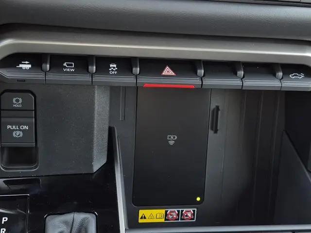 2026 Toyota Tundra Platinum CrewMax 5.5' Bed