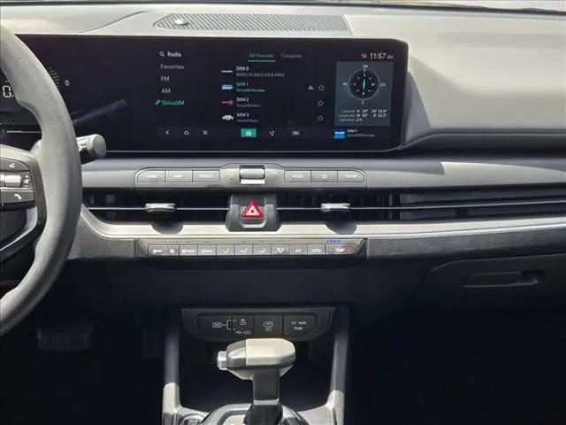 2025 Kia K4 LXS