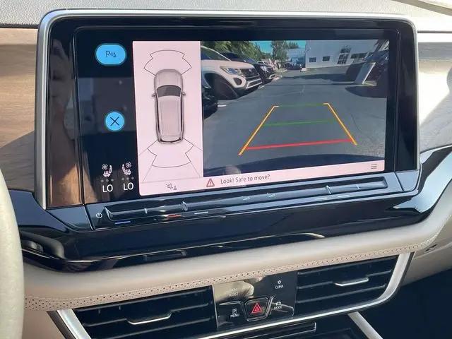 2026 Volkswagen Atlas SE with Technology