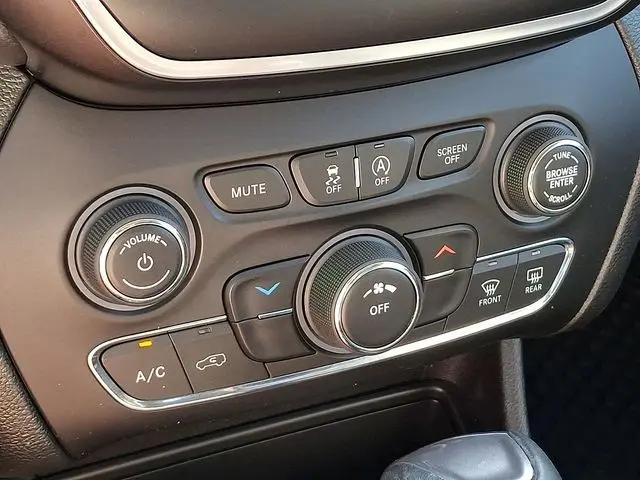 2019 Jeep Cherokee Latitude Plus 4x4