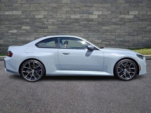 2023 BMW M2 Standard