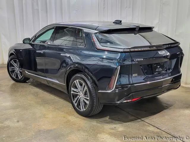 2024 Cadillac iQ Luxury w/1SC
