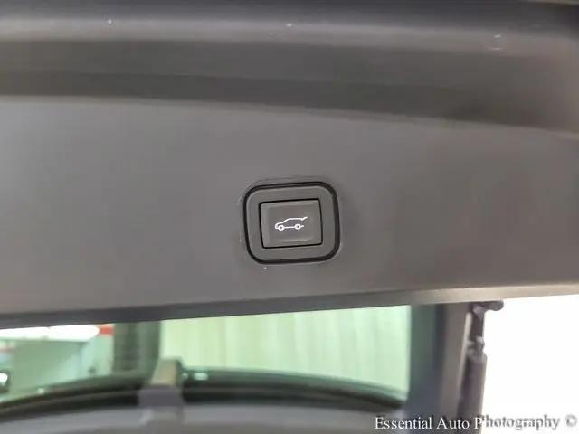 2024 Cadillac iQ Luxury w/1SC