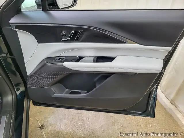 2024 Cadillac iQ Luxury w/1SC