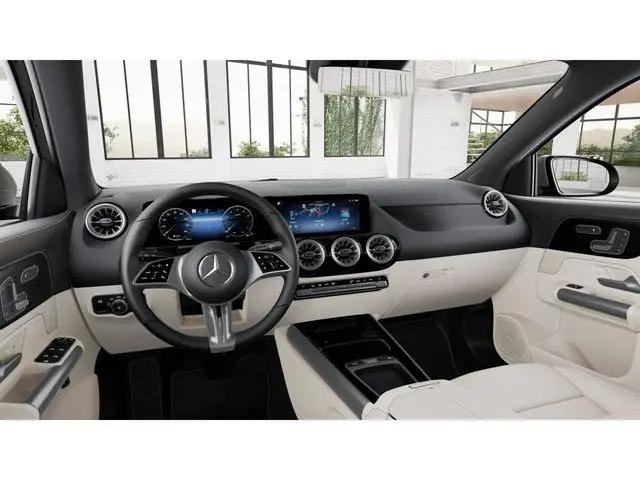2026 Mercedes-Benz GLA-CLASS 4MATIC