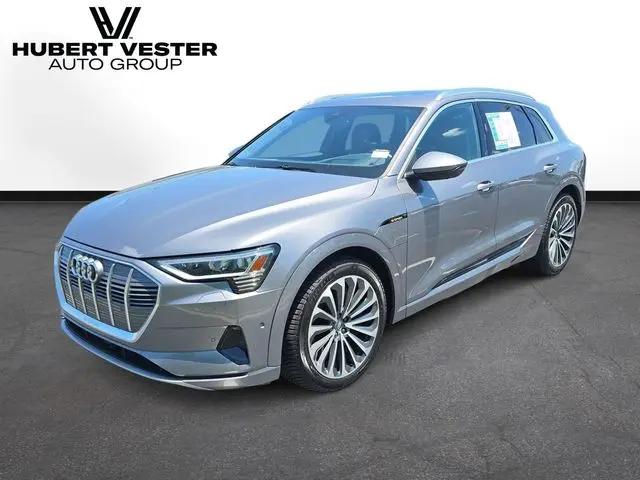 2019 Audi e-tron Premium Plus