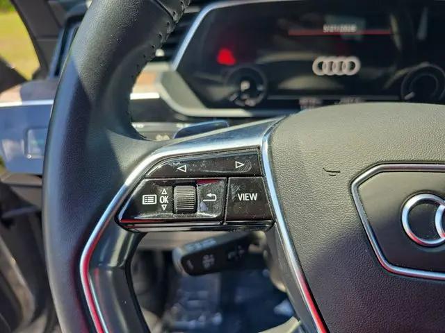 2019 Audi e-tron Premium Plus