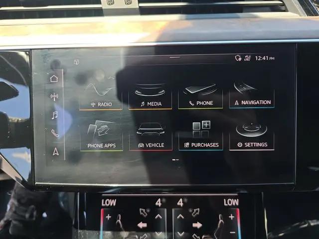 2019 Audi e-tron Premium Plus