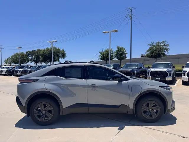2026 Toyota C-HR SE