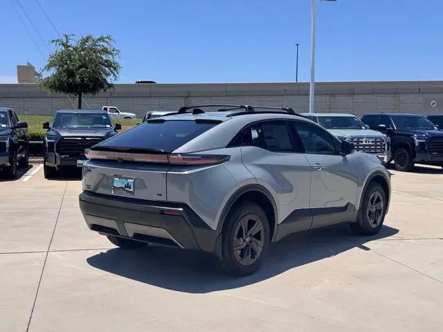2026 Toyota C-HR SE