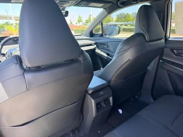 2026 Toyota C-HR SE
