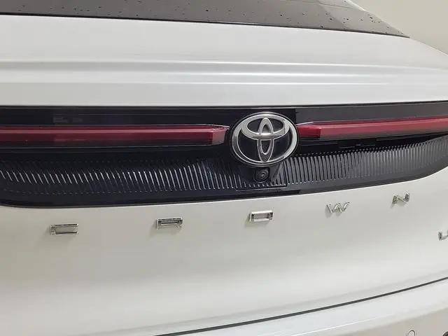 2023 Toyota Crown Limited