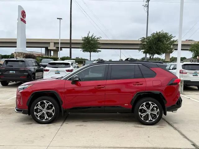 2025 Toyota RAV4 Plug-In Hybrid XSE