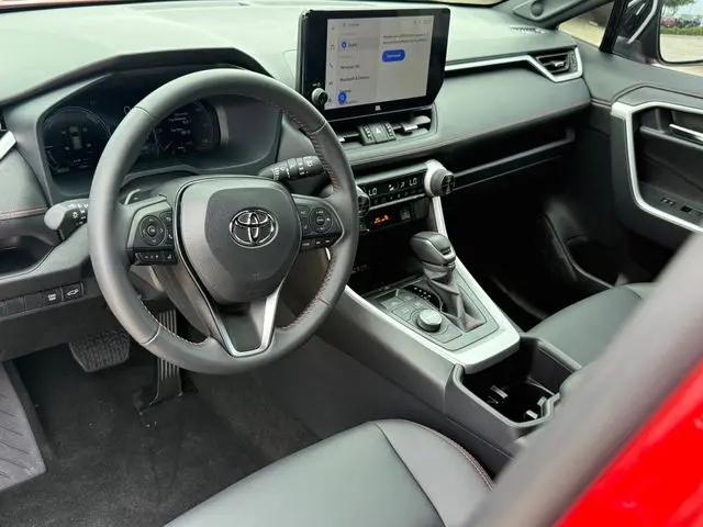 2025 Toyota RAV4 Plug-In Hybrid XSE