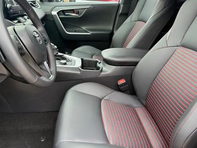 2025 Toyota RAV4 Plug-In Hybrid XSE