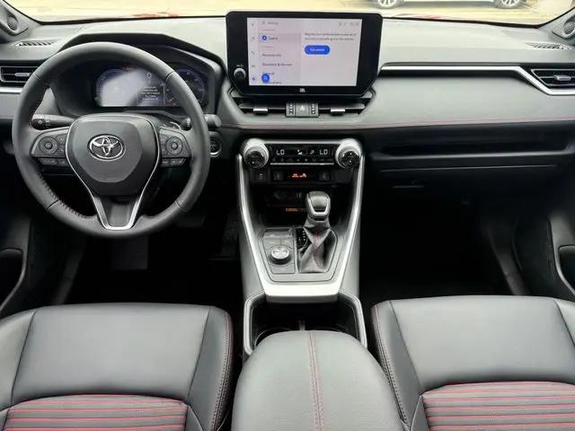 2025 Toyota RAV4 Plug-In Hybrid XSE